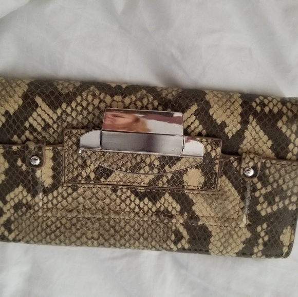 Kooba leather wallet - Picture 3 of 5